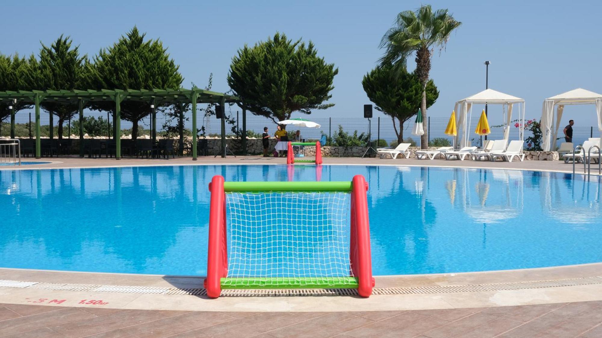 Ramada Resort By Wyndham كوزكليسِ المظهر الخارجي الصورة