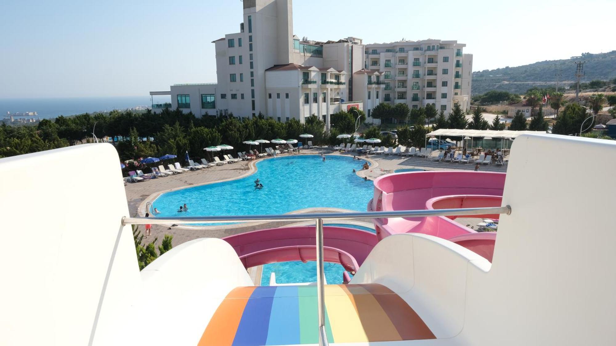 Ramada Resort By Wyndham كوزكليسِ المظهر الخارجي الصورة