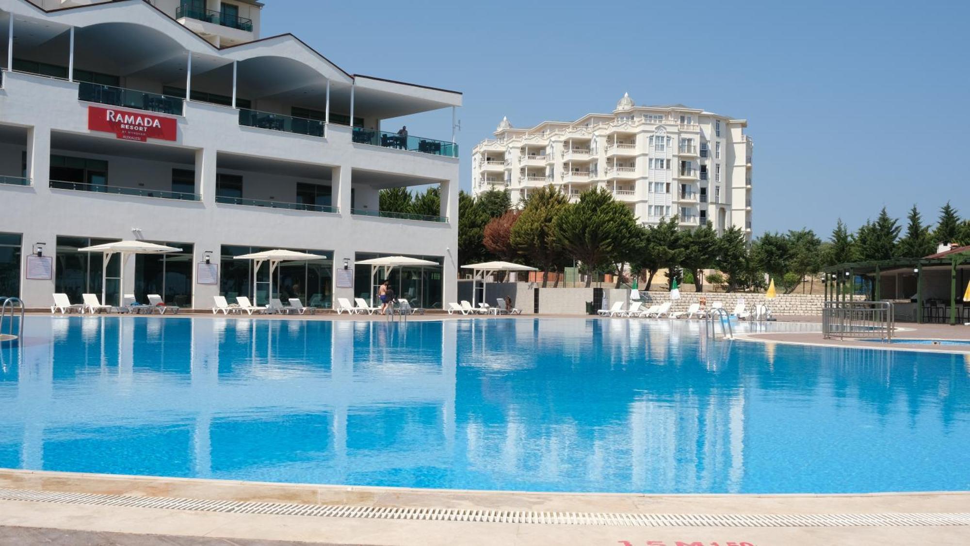 Ramada Resort By Wyndham كوزكليسِ المظهر الخارجي الصورة
